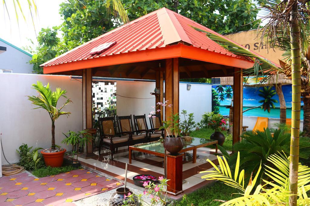 Natural Surf House Hostel Himmafushi Exterior photo
